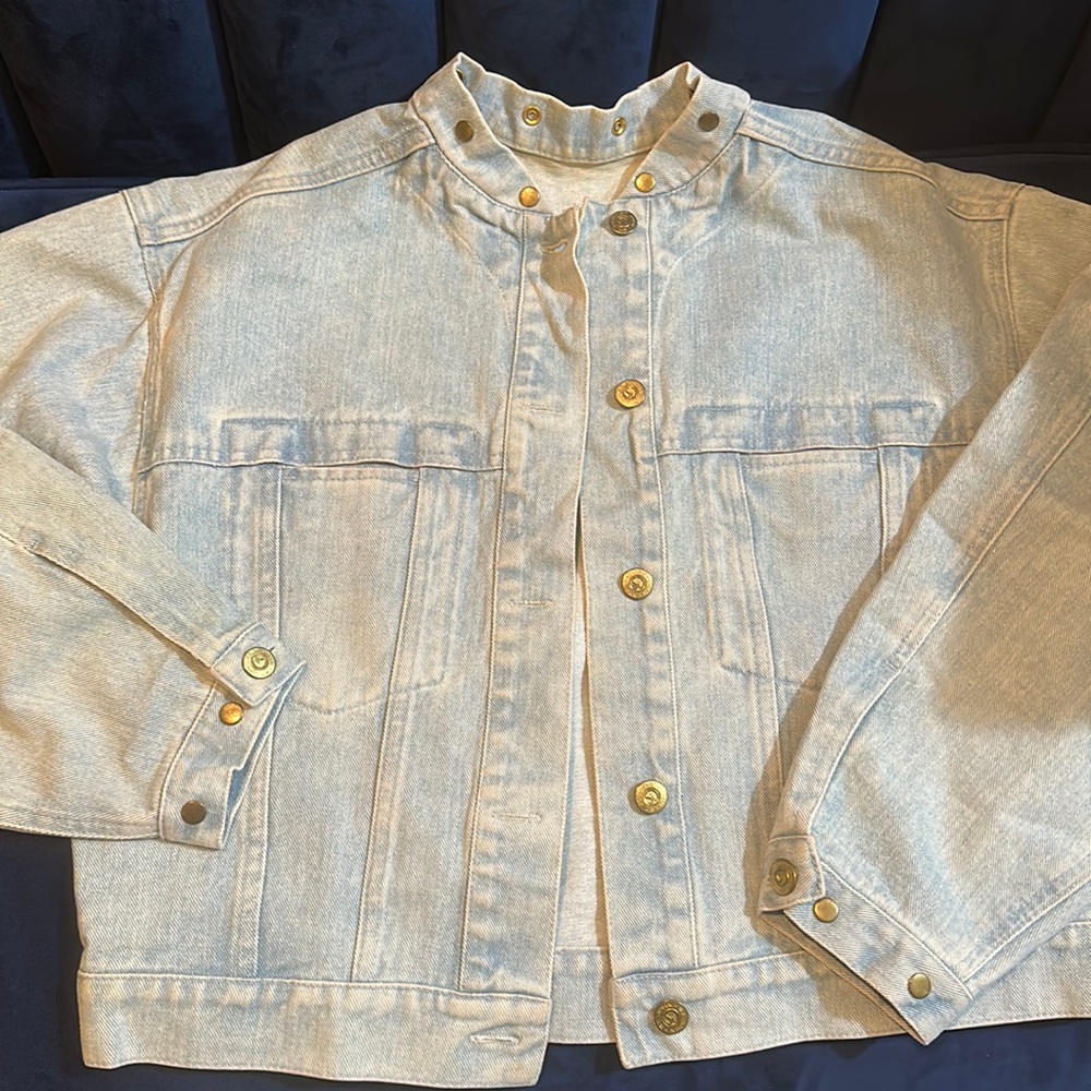 St. John light denim jacket size large